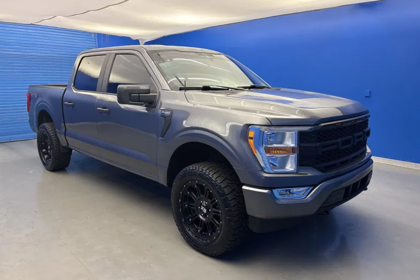 2021 Ford F-150 XL photo 1