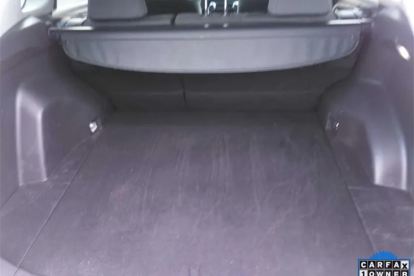 2023 Toyota RAV4 XLE photo 1