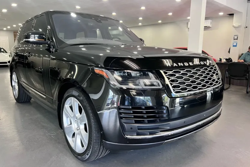 2019 Land Rover Range Rover SuperCharged HSE photo 1