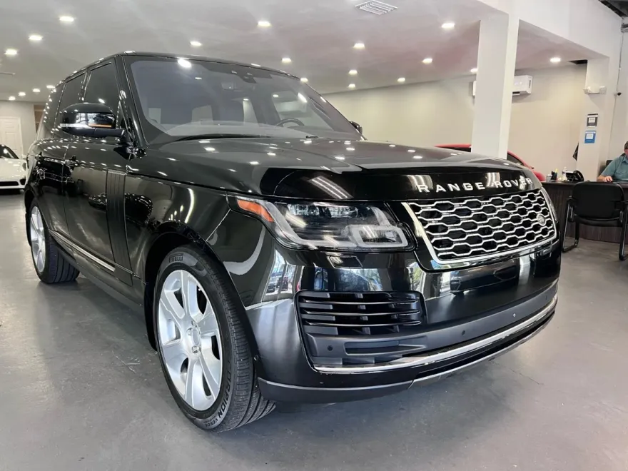 2019 Land Rover Range Rover SuperCharged HSE photo 1