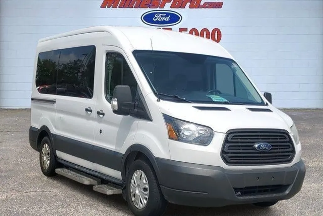 2016 Ford Transit XL photo 1