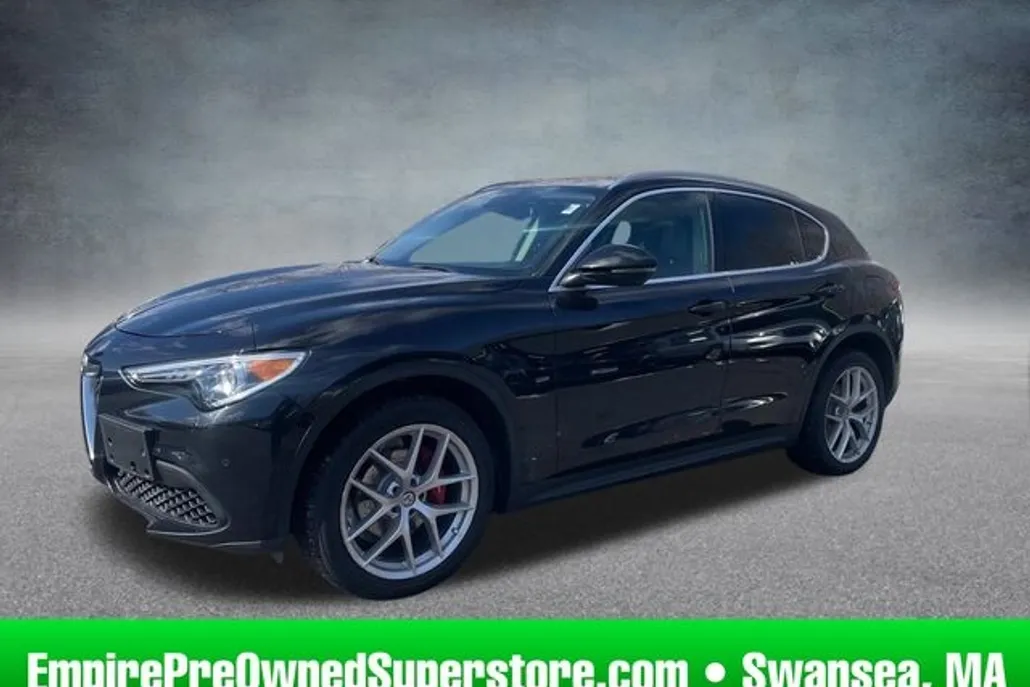 2019 Alfa Romeo Stelvio Ti photo 1