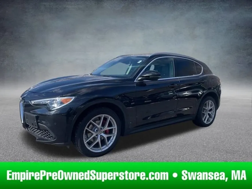 2019 Alfa Romeo Stelvio Ti photo 1