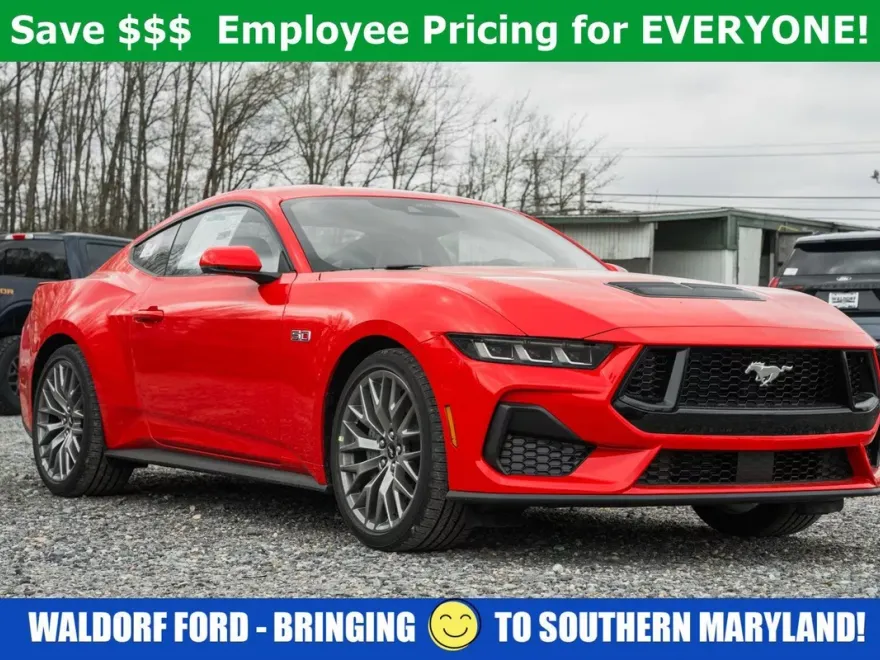 2025 Ford Mustang GT Premium photo 1