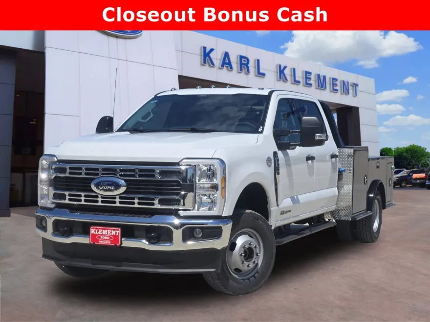 2024 Ford F-350 XLT photo 1