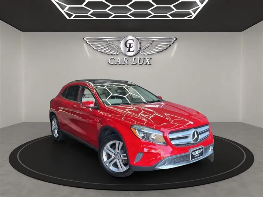 2016 Mercedes Benz GLA 250 4MATIC photo 1