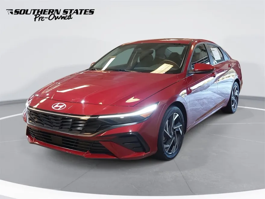 2024 Hyundai Elantra SEL Convenience photo 1