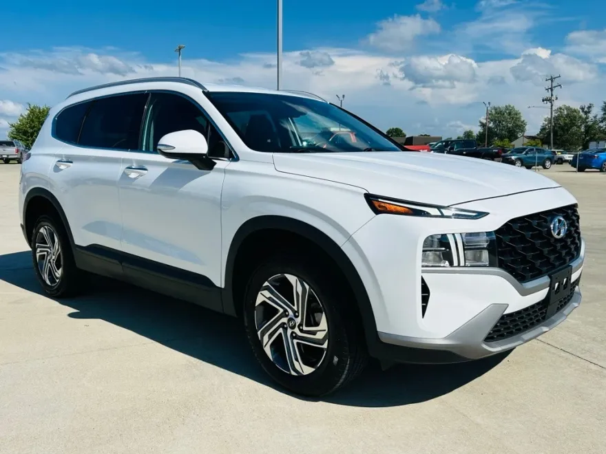 2023 Hyundai Santa Fe SEL photo 1