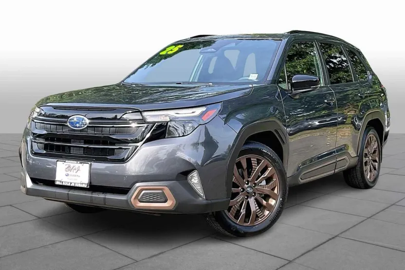 2025 Subaru Forester Sport photo 1