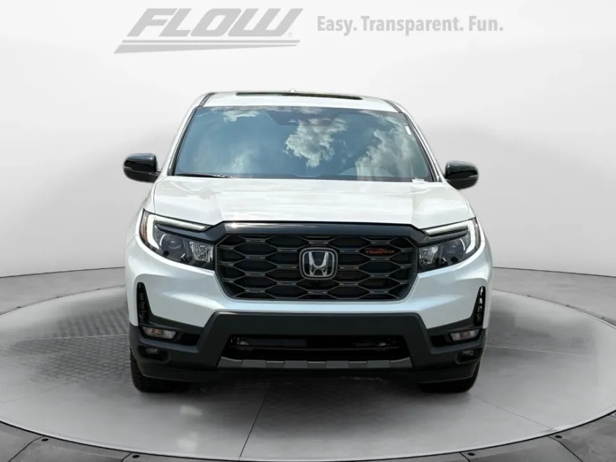 2025 Honda Ridgeline TrailSport photo 1