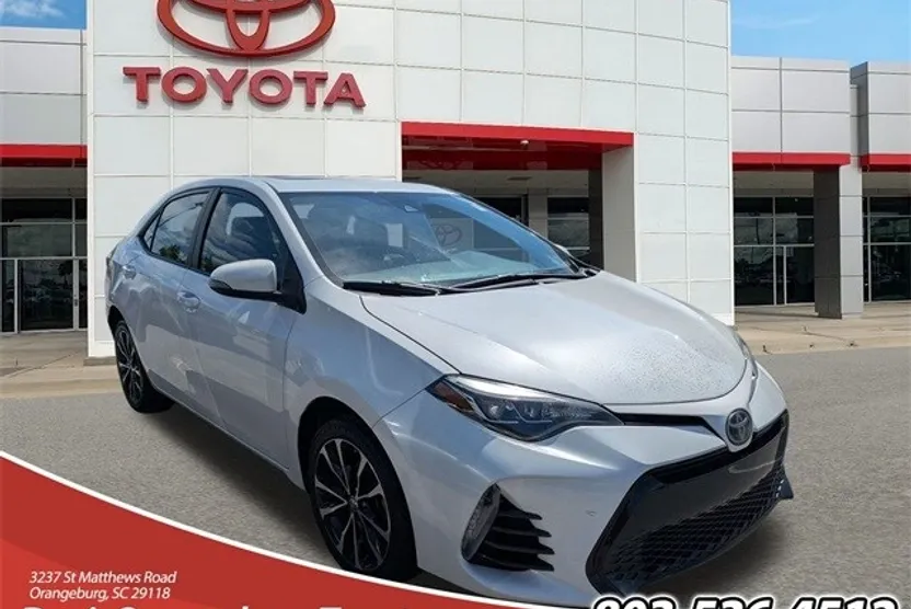 2018 Toyota Corolla XSE photo 1