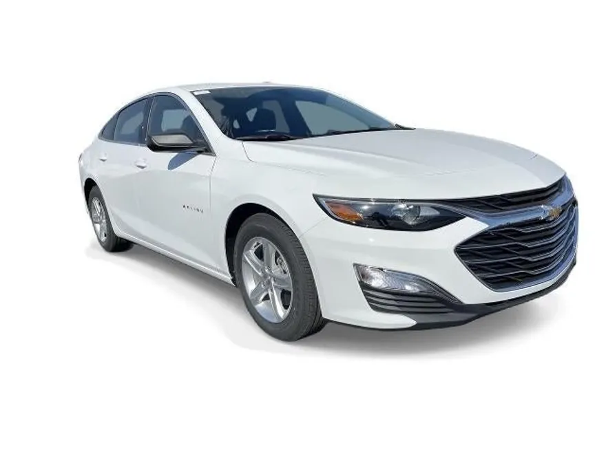 2022 Chevrolet Malibu LS photo 1