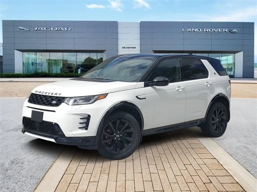 2025 Land Rover Discovery Sport SE photo 1