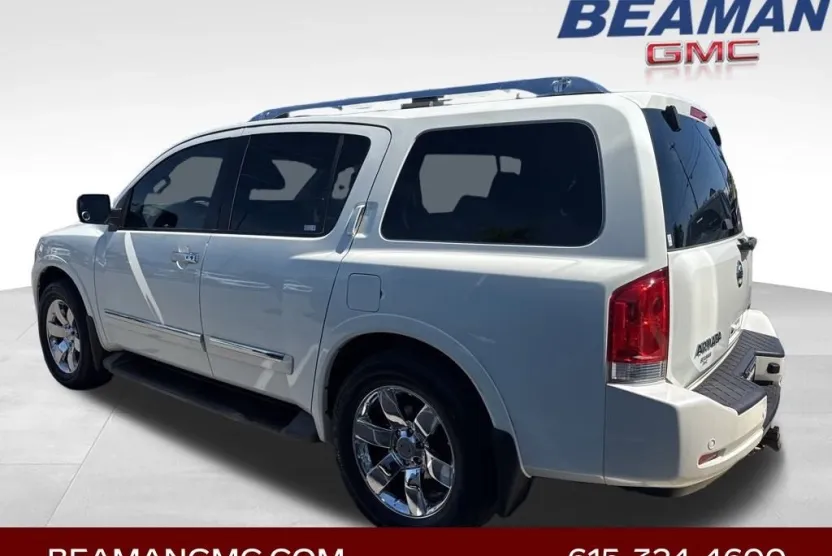 2014 Nissan Armada SL photo 1