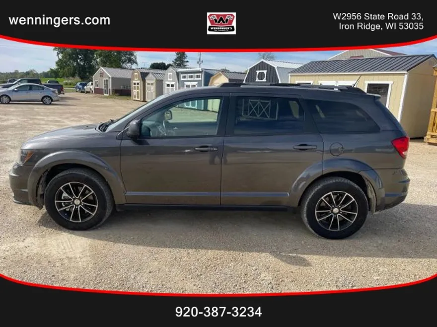 2017 Dodge Journey SE photo 1