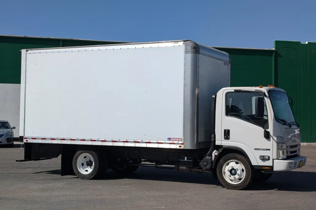 2024 Isuzu NPR photo 1