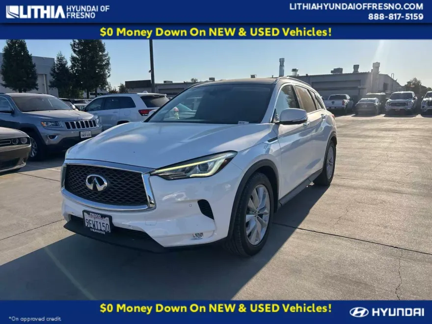 2019 Infiniti QX50 Essential photo 1