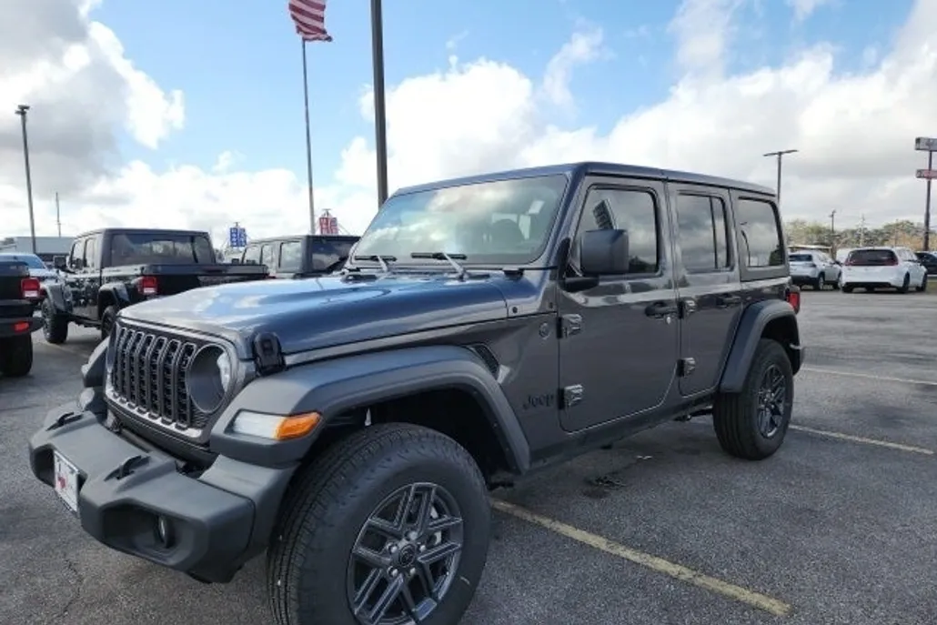 2024 Jeep Wrangler Unlimited Sport S photo 1