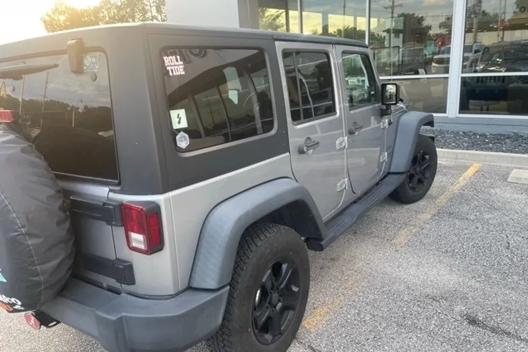2017 Jeep Wrangler Unlimited Sport photo 1