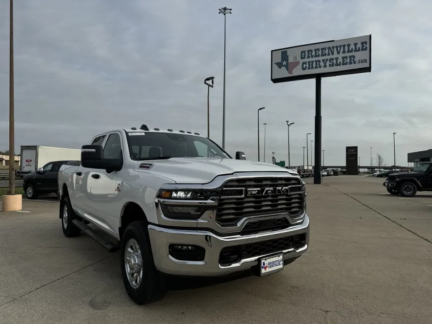 2025 Ram 2500 Tradesman photo 1