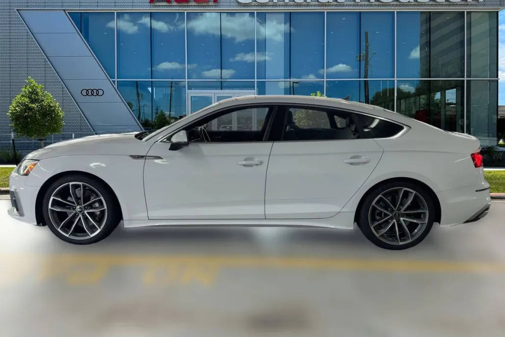 2023 Audi A5 S line Quattro Premium Plus photo 1