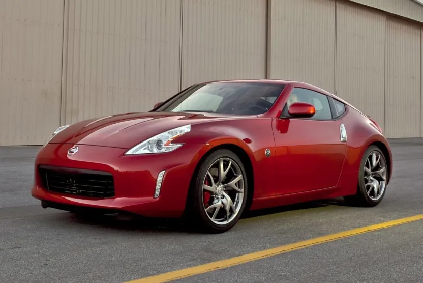 2013 Nissan 370Z Touring photo 1