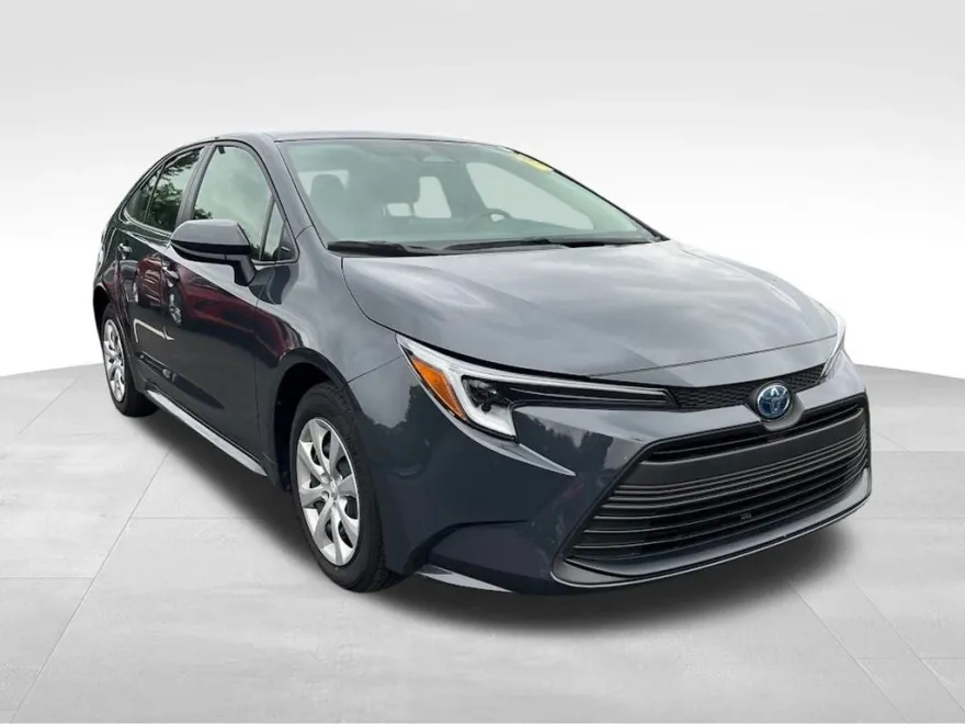 2025 Toyota Corolla Hybrid LE photo 1