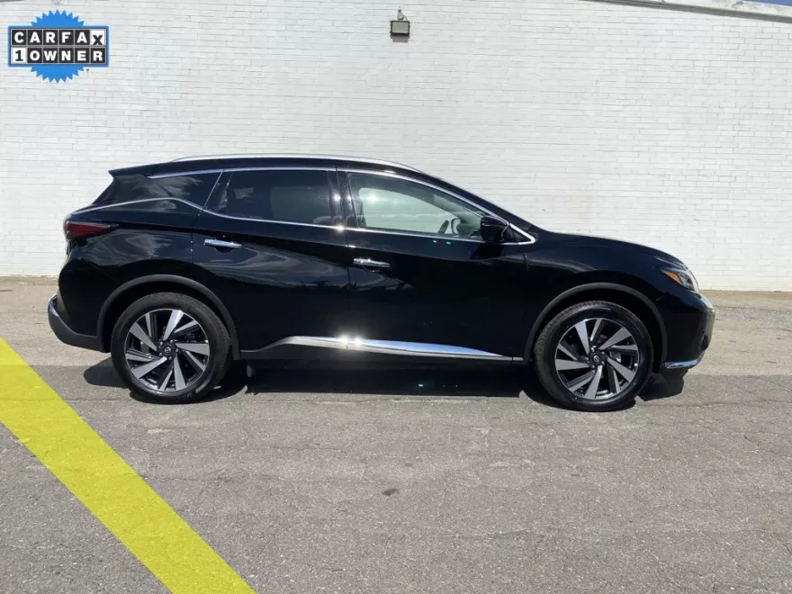2023 Nissan Murano SL photo 1