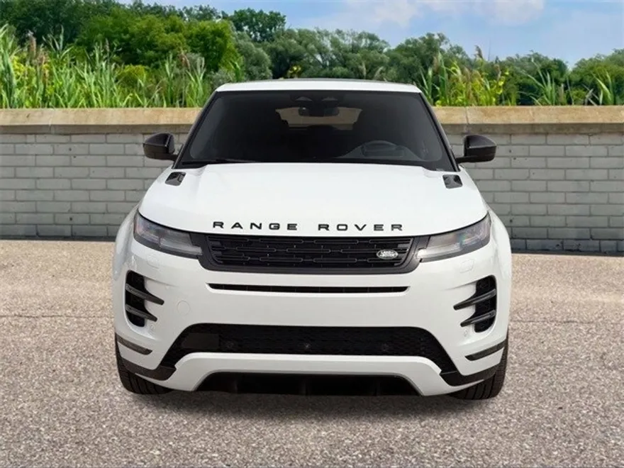 2026 Land Rover Range Rover Evoque Dynamic SE photo 2