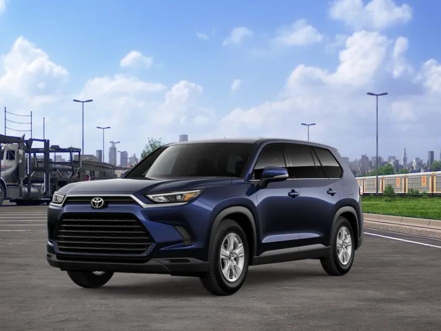 2026 Toyota Highlander Hybrid LE photo 1