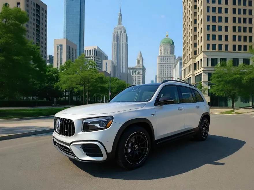 2024 Mercedes Benz GLB 35 4MATIC photo 1