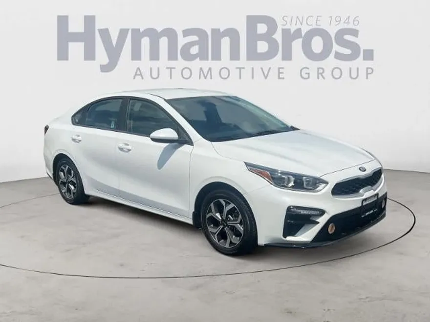 2021 Kia Forte LXS photo 1