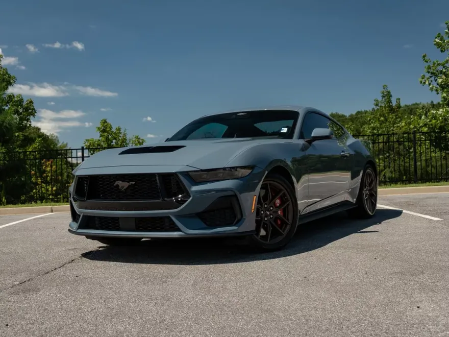 2025 Ford Mustang GT Premium photo 1