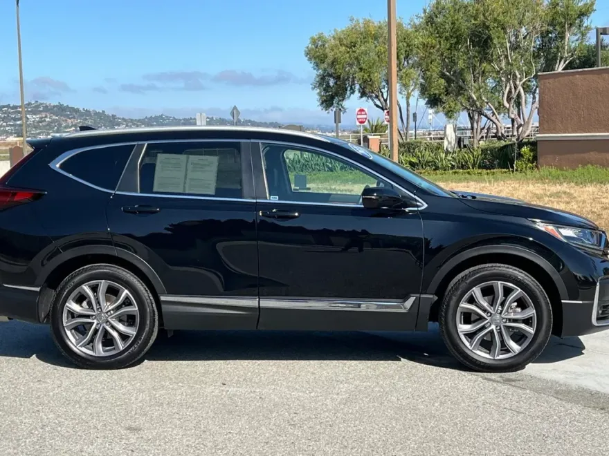 2021 Honda CR-V Touring photo 1