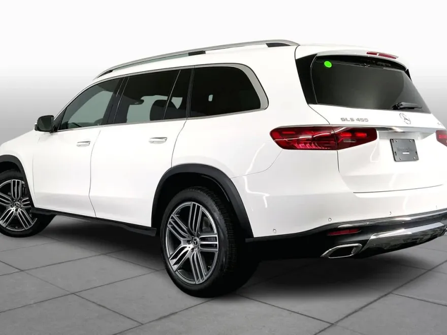 2025 Mercedes Benz GLS 450 4MATIC photo 1