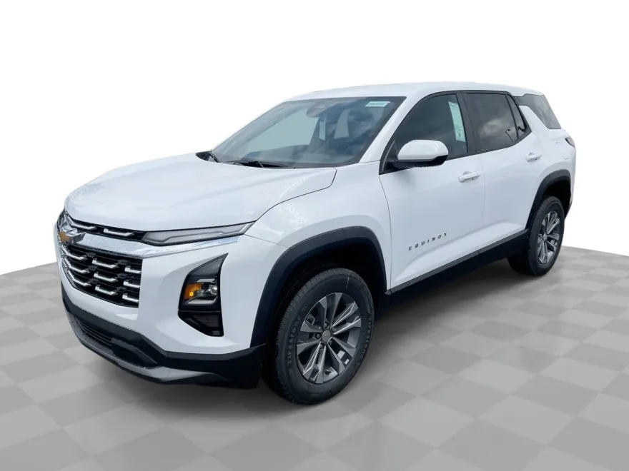 2026 Chevrolet Equinox LT photo 1