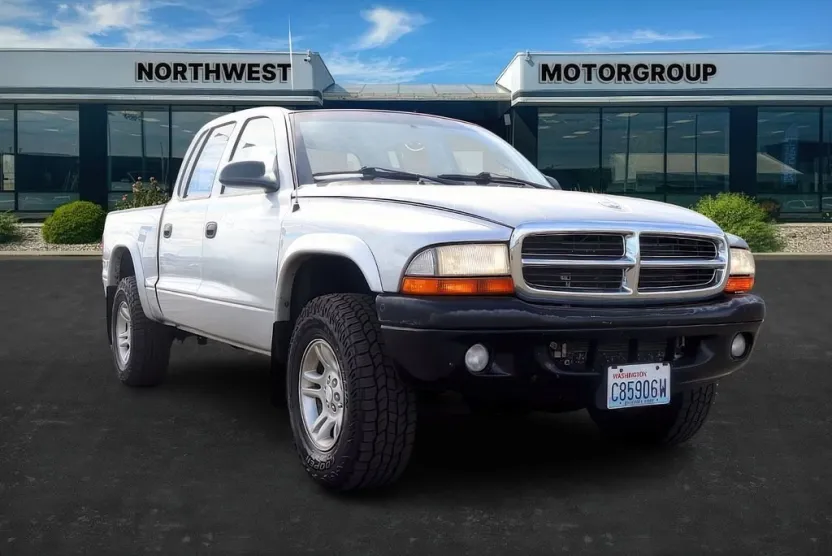 2004 Dodge Dakota SLT photo 1