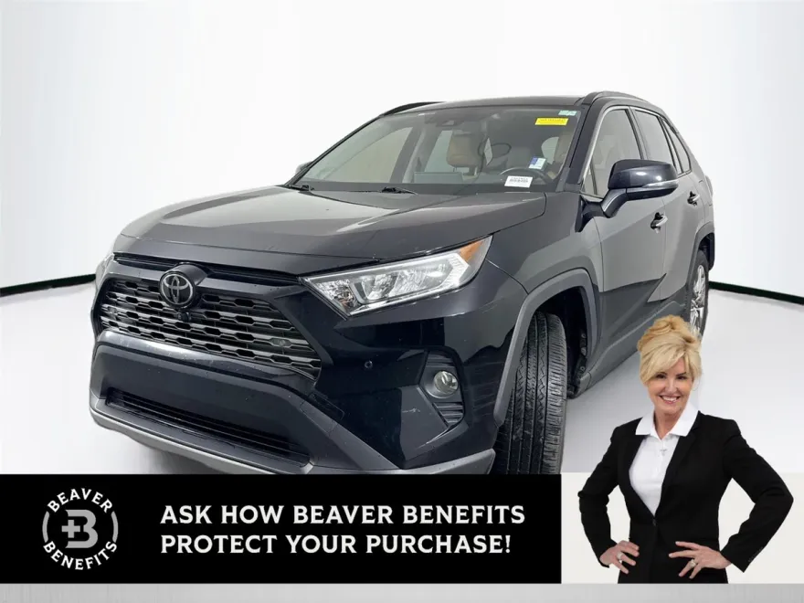 2021 Toyota RAV4 Limited photo 1