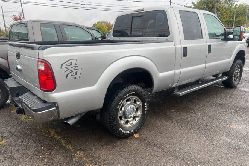 2016 Ford F-250 XLT photo 1