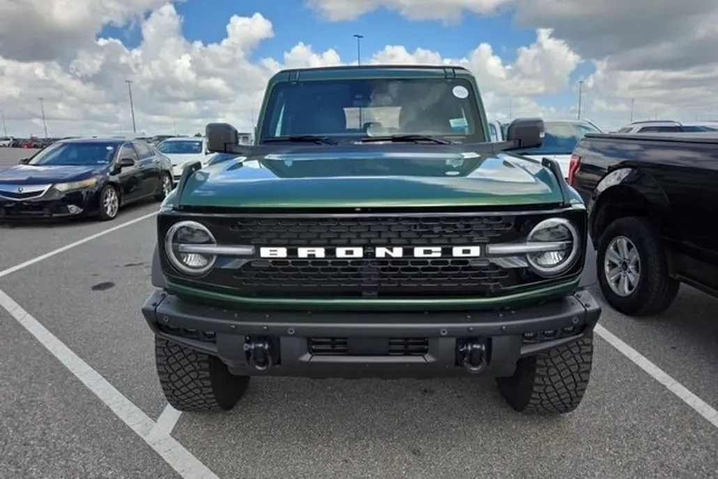 2022 Ford Bronco Wildtrak photo 1