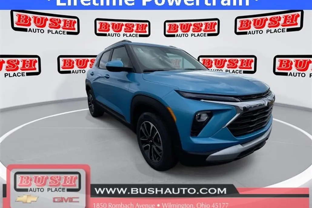 2025 Chevrolet Trailblazer LT photo 1