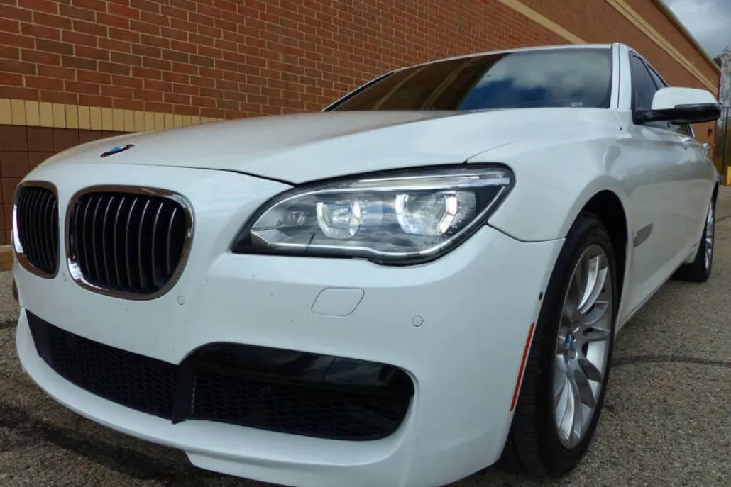 2014 Bmw 750Li / ALPINA B7 photo 1