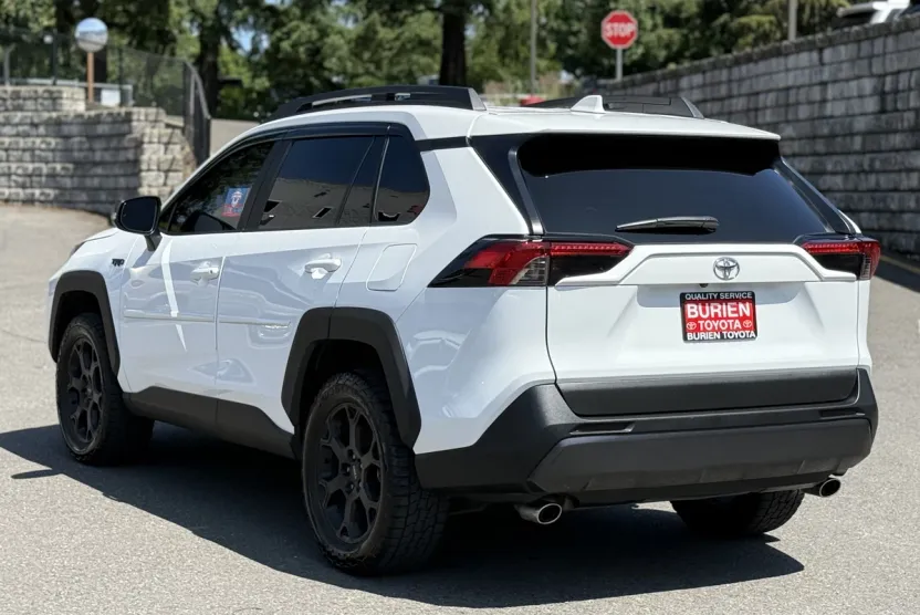 2022 Toyota RAV4 TRD photo 1
