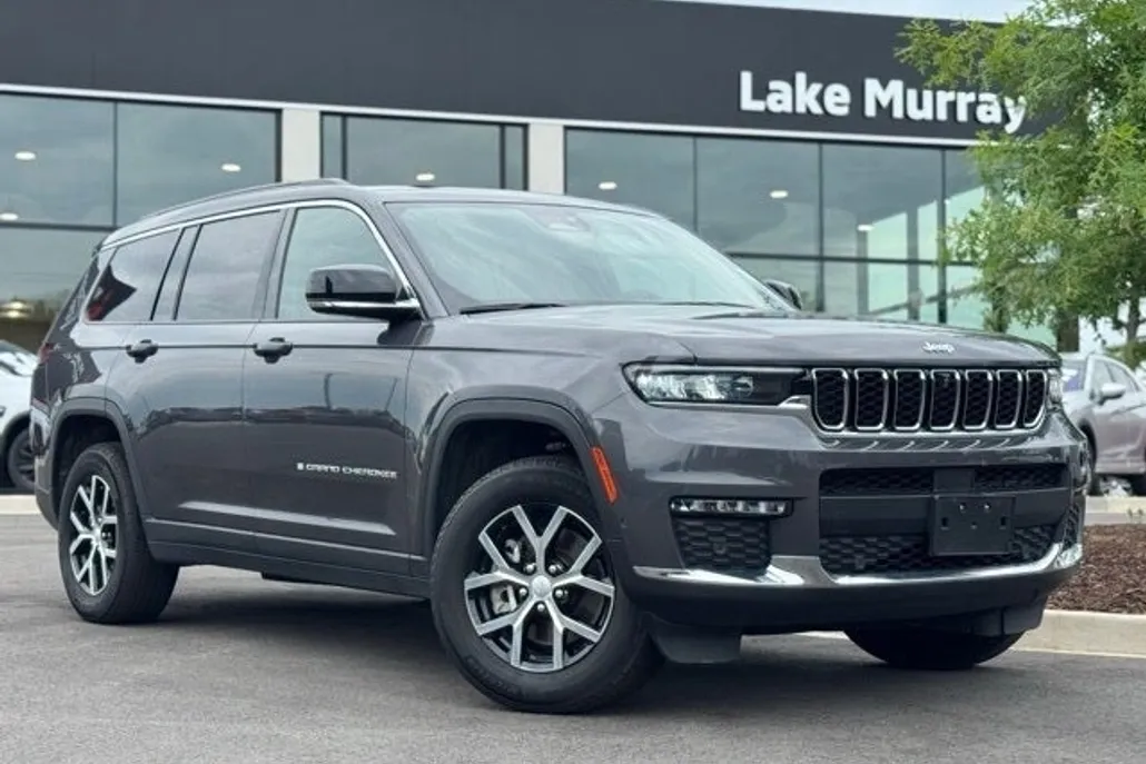 2024 Jeep Grand Cherokee Limited photo 1