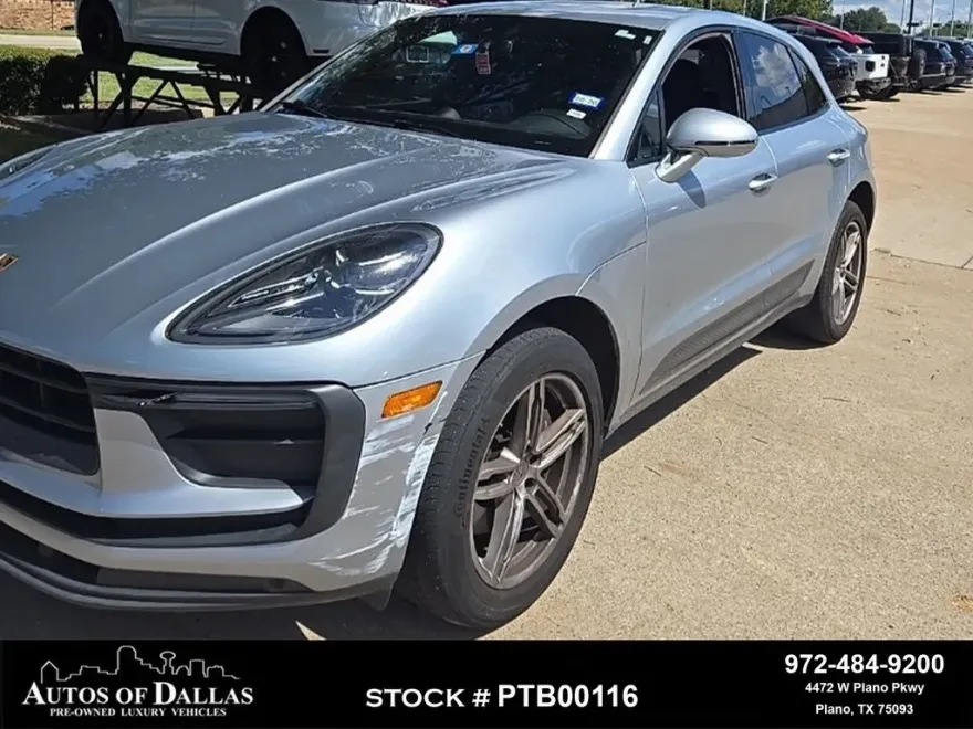 2022 Porsche Macan Base photo 1
