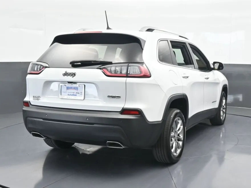 2021 Jeep Cherokee Latitude Lux photo 1
