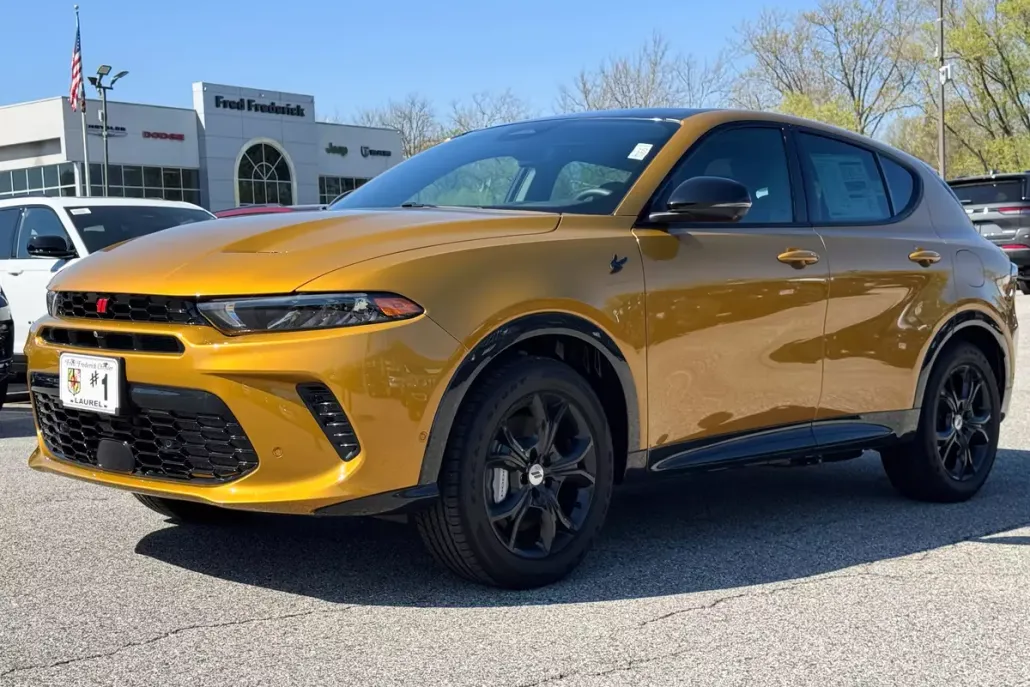 2024 Dodge Hornet R/T Plus photo 1