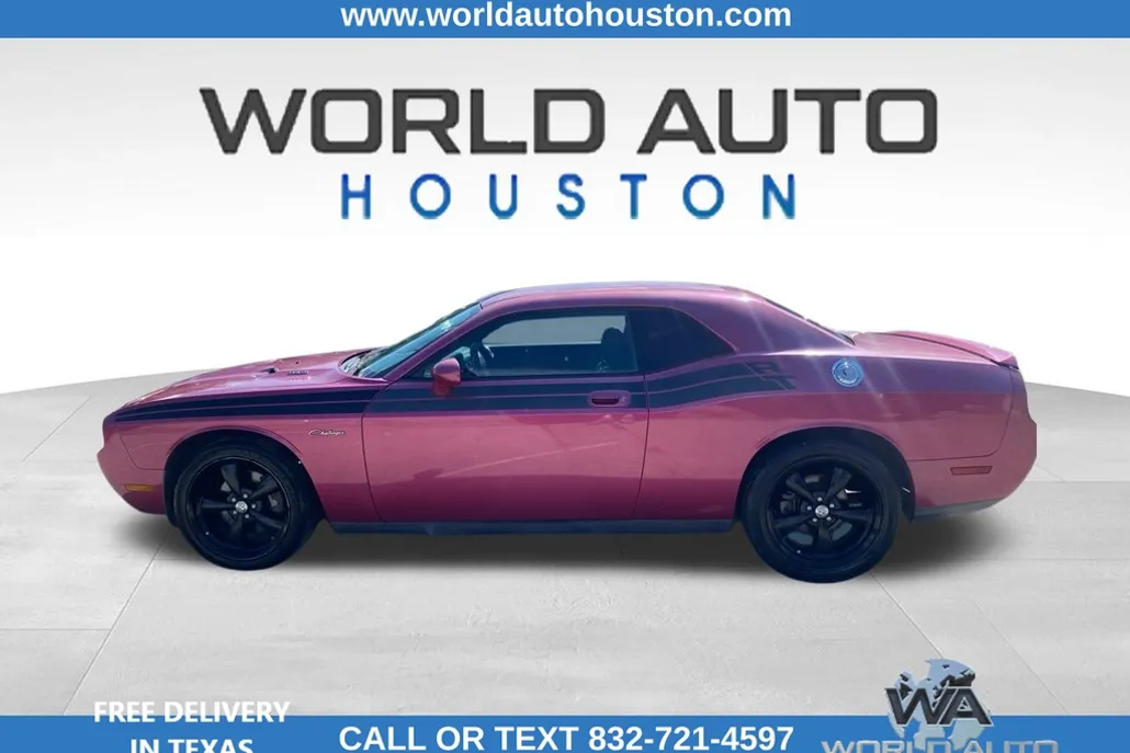 2010 Dodge Challenger R/T photo 1