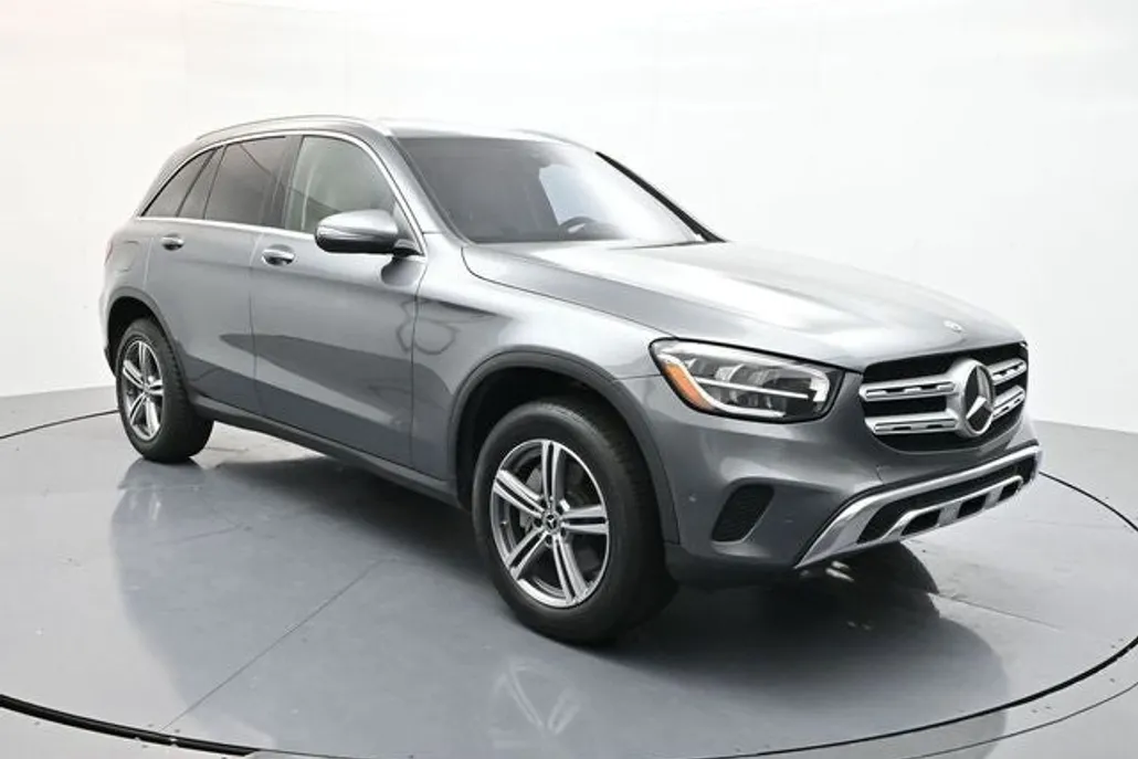 2021 Mercedes Benz GLC 300 photo 1