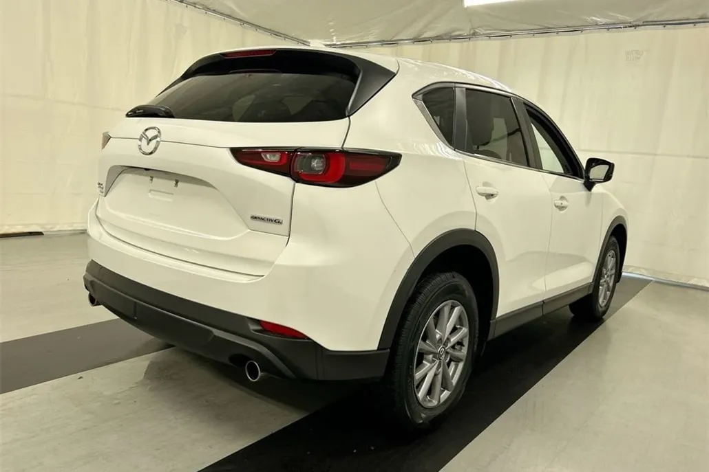 2023 Mazda CX-5 2.5 S Preferred photo 1